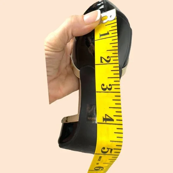 Wild Diva Lounge 64 Sexy Stud Patent Leather Stiletto Black Beige Heels Size 9 - Picture 7 of 16